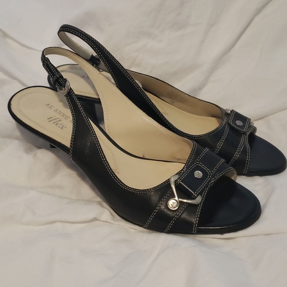 AK Anne Klein I Flex Strappy Open Toe Sandal 7M - Picture 2 of 7